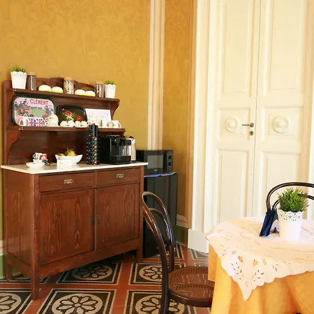 Chez Moi Charme B&B-3